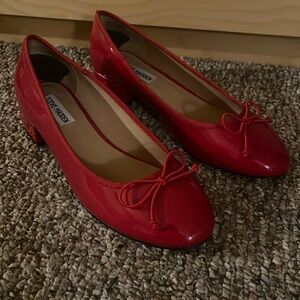 Steve Madden Red Patten Leather Heels, Size 9
